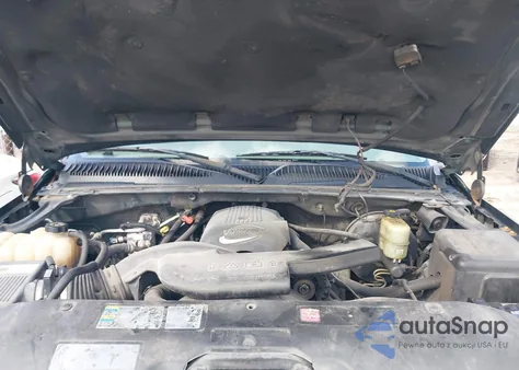 2002 Chevrolet Tahoe C1500 z USA, uszkodzony, nr VIN 1GNEC13Z52R250109